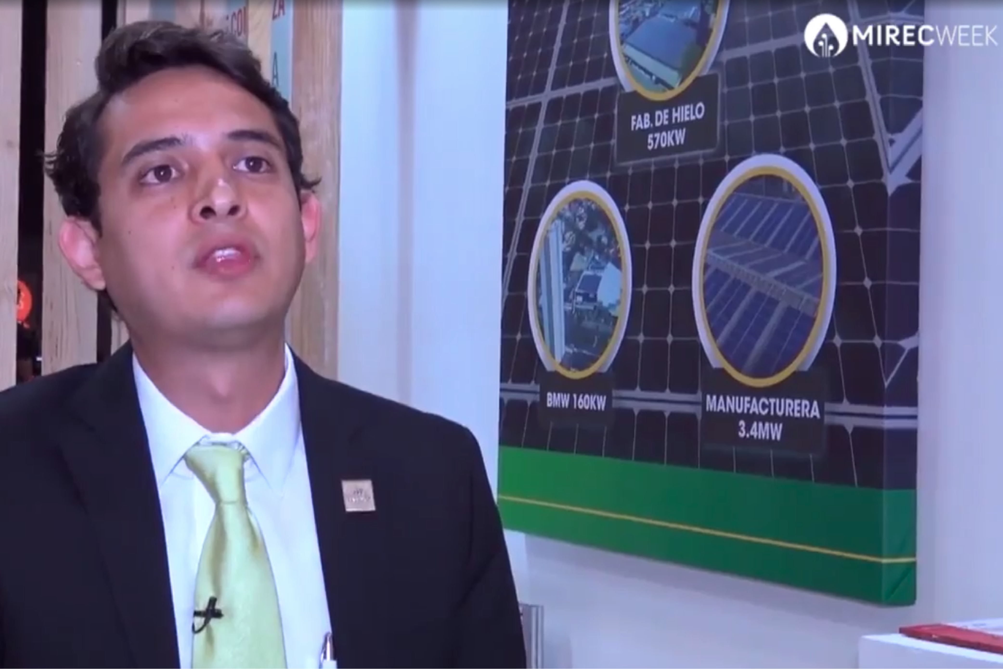 Video: Adrián Díaz Servicio al Cliente, Atención y Gestoría, Tresel